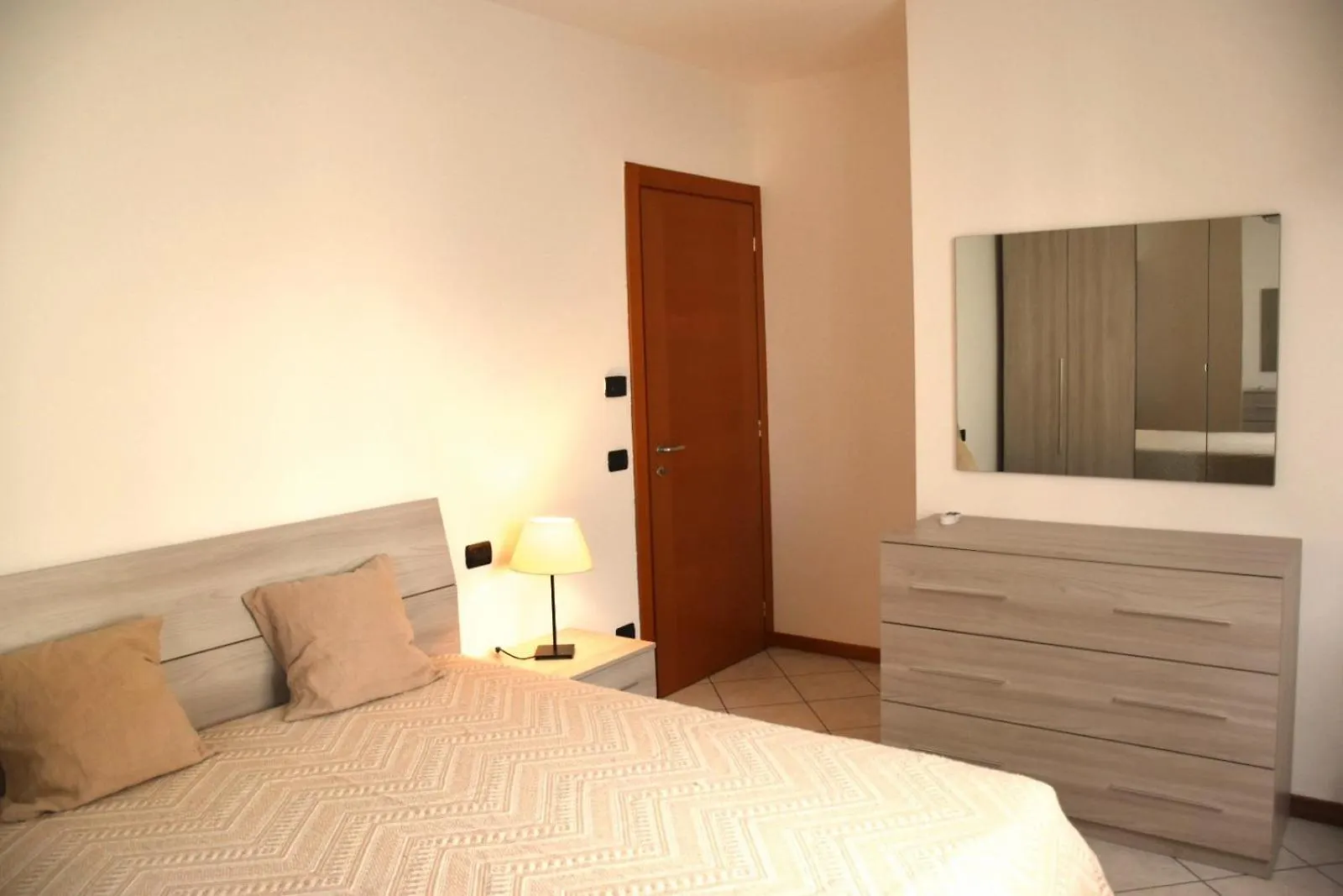 Apartment Casa Apollonia - Holiday Rental In Garda Italy