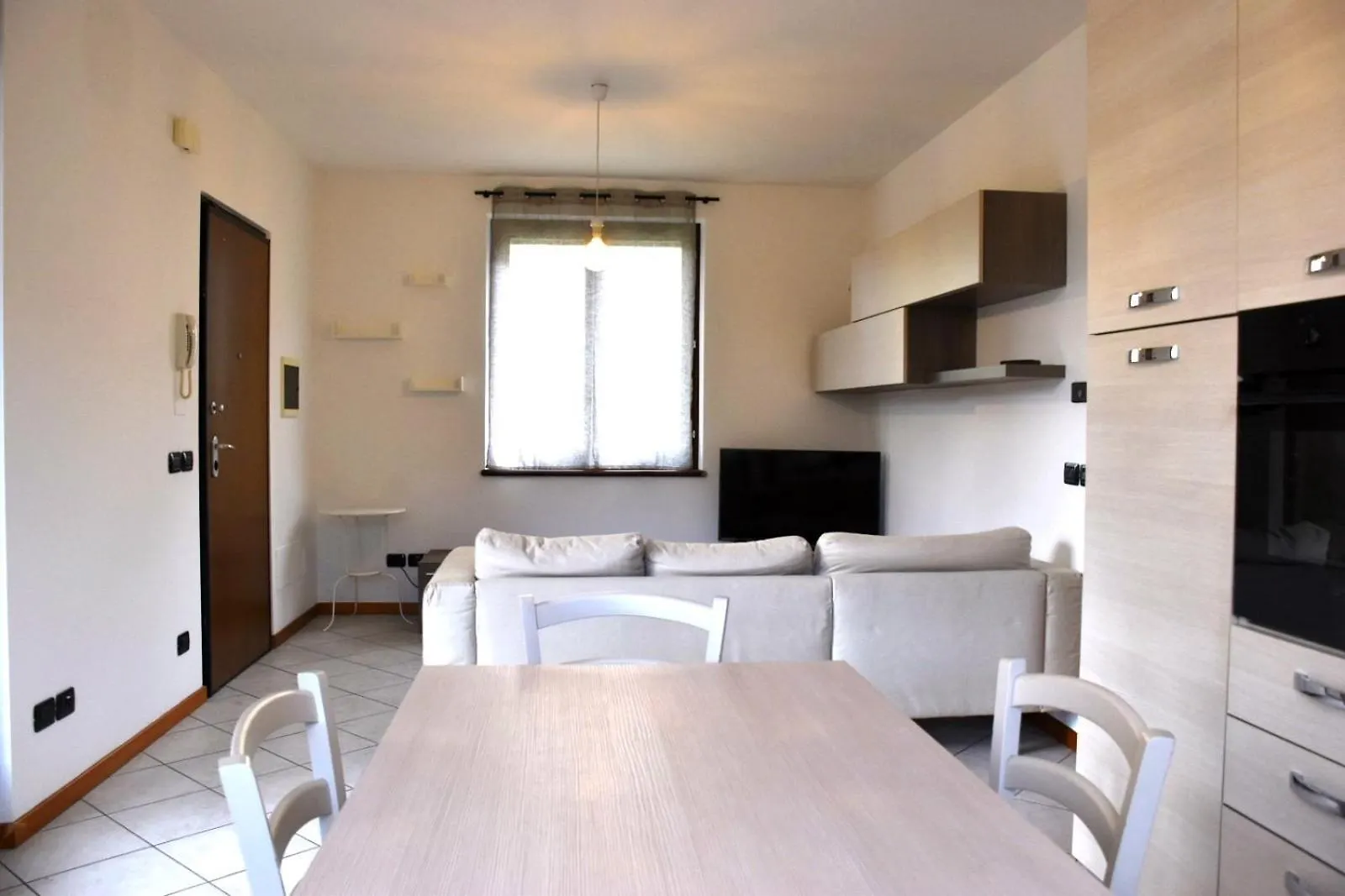 Casa Apollonia - Holiday Rental In Garda 0*, Garda (Verona)